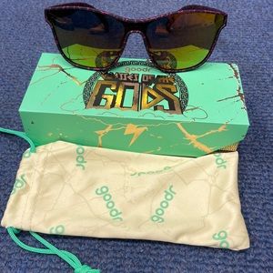 New in box GOODR glasses